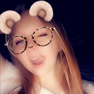 Meet your Posher, Faith